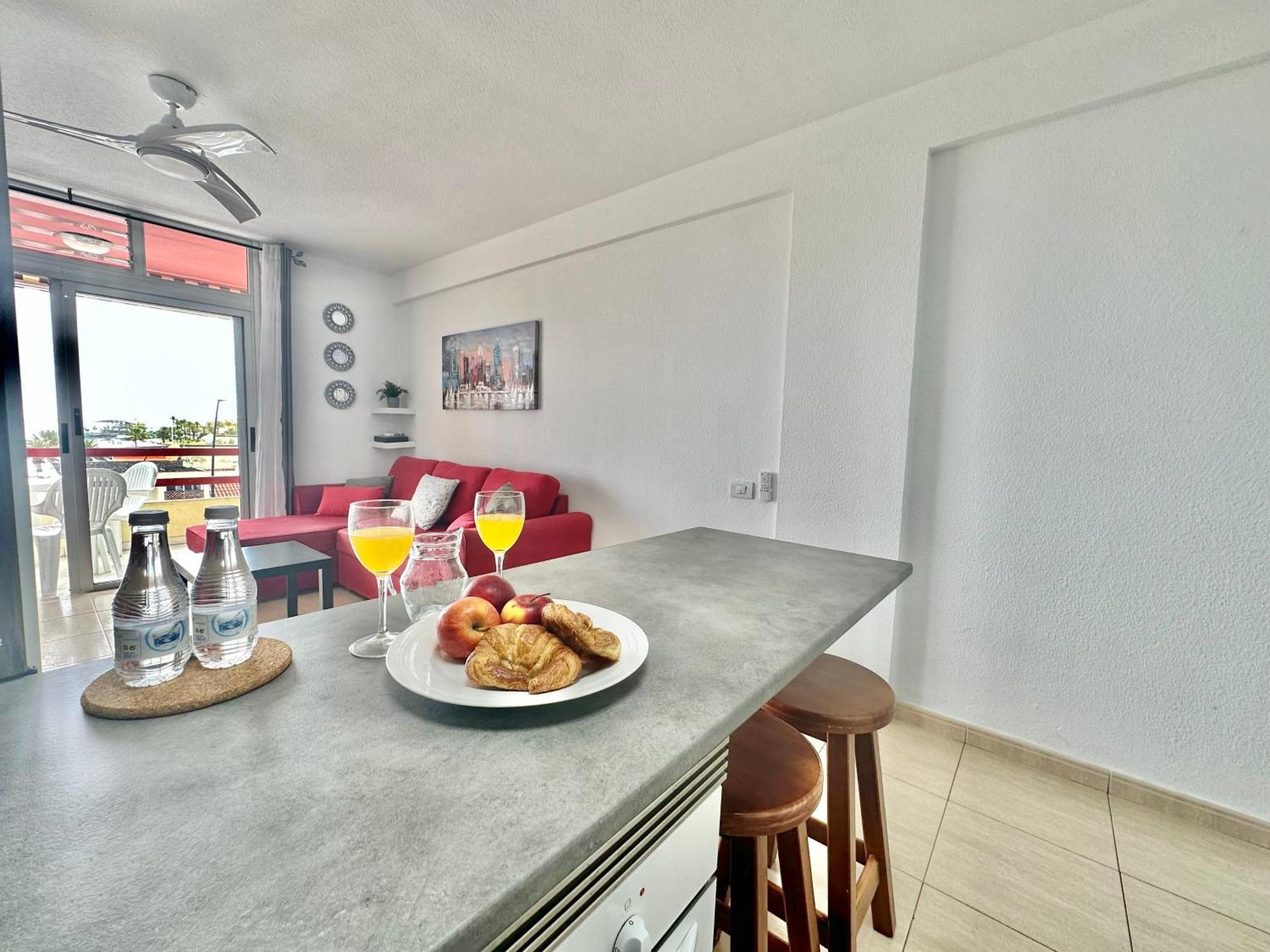 Sunbeach Apartment Arona  Exteriör bild